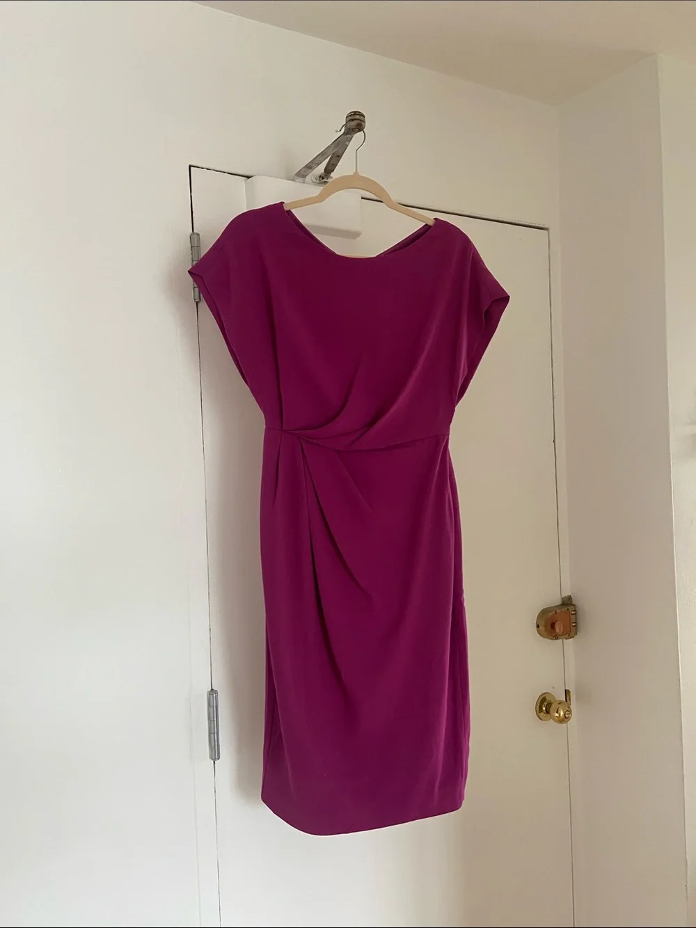 M.M LAFLEUR Jillian Dress in Berry - Picture 5 of 11